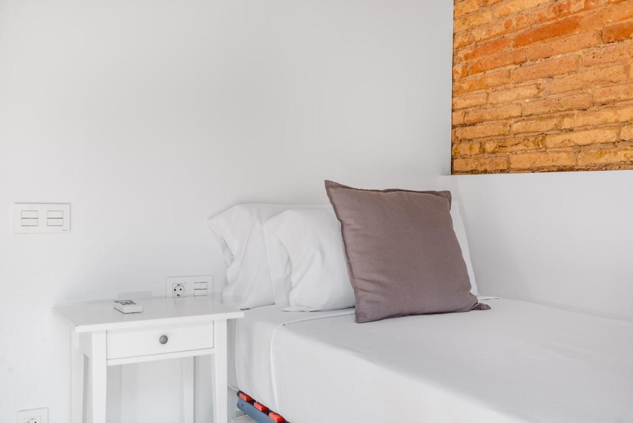 Sant Pau Ramblas Apartments Serennia Barcelona Exterior photo