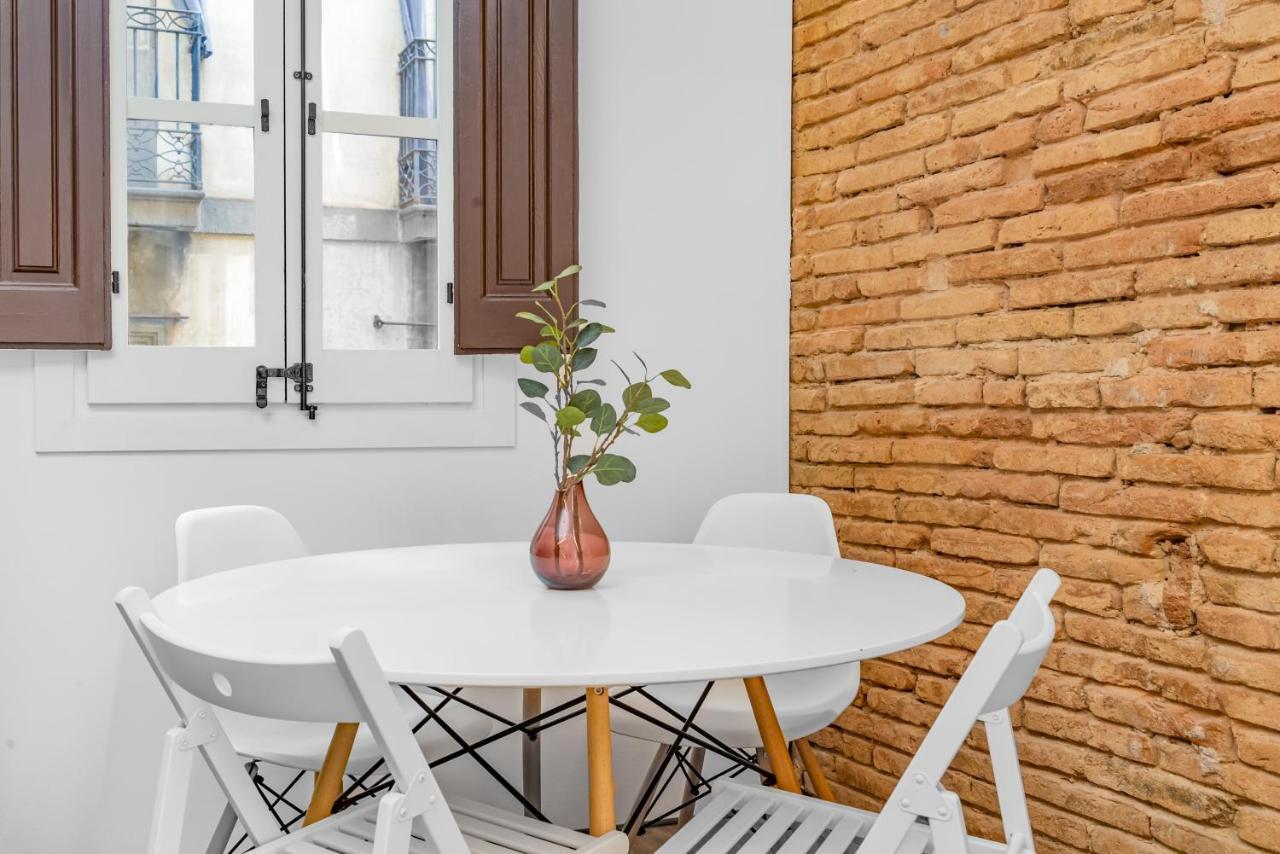 Sant Pau Ramblas Apartments Serennia Barcelona Exterior photo